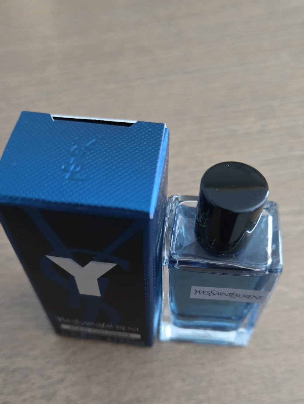 Brand New In Box Yves Saint Laurent Iced Bottle Deluxe Mini Trvl YSL Collectible